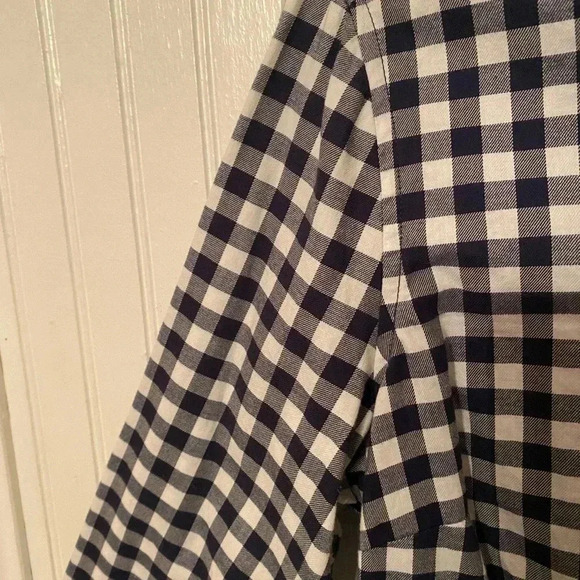 Vineyard Vines gingham long sleeve button up - Picture 4 of 6